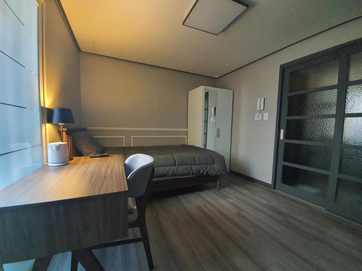 House Of Gallery In Anjirang Hotel Daegu Ngoại thất bức ảnh